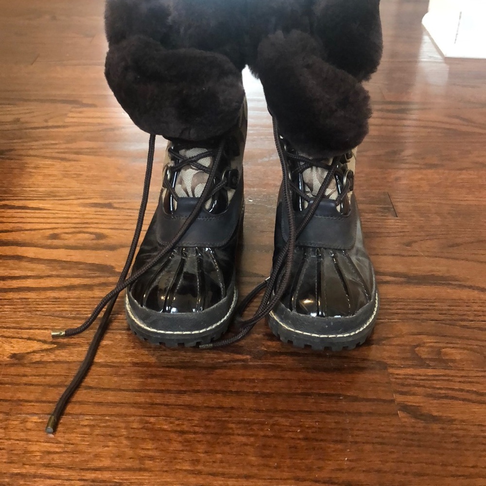 Authentic brown/tan Coach winter boots EUC